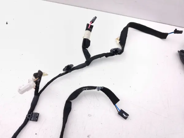 Cableado de maletero Renault Captur II OEM 240516393R image 9