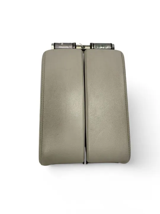 UTO68857 Land Rover Velar middenconsole armsteun image 8