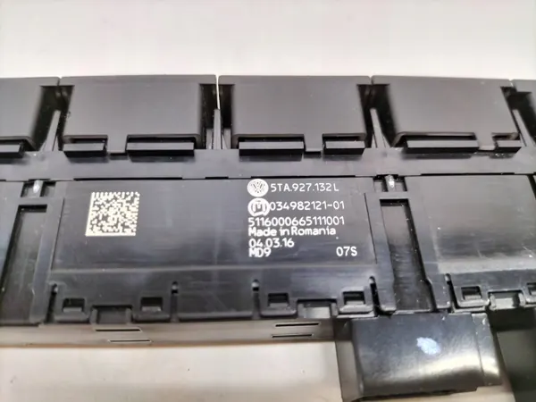 Parking Flap Switch 5TA927132L VW Touran III OEM image 3