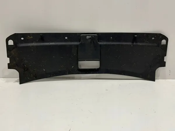 AUDI Q3 8U Främre Övre Stötfångare OEM image 2