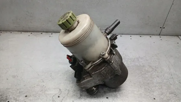 Skoda servostyrpump OEM 6Q0423155R image 4