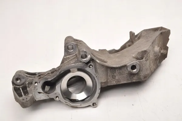 BMW F20 F21 F30 F31 Water Pump Bracket 7644804 image 3