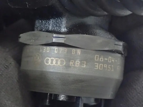 Jeu d'injecteurs OEM 038130073BN pour VW Golf V 1.9 TDI image 5