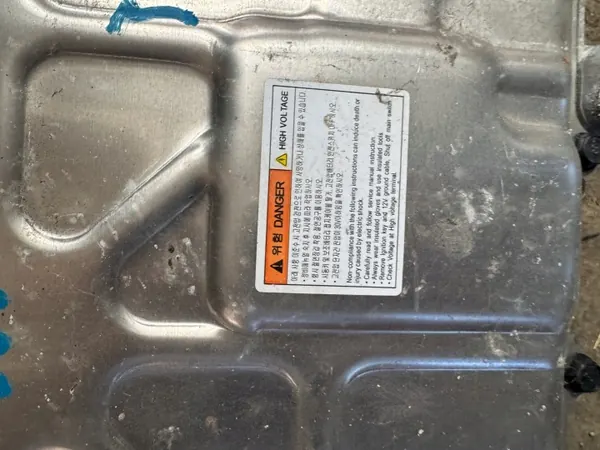 Inversor Hyundai Ioniq OEM 261074 - Usado image 4