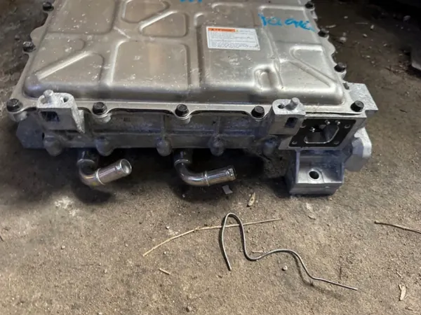 Inversor Hyundai Ioniq OEM 261074 - Usado image 5