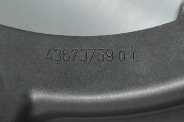 Cubierta GS7.27 OEM para Transmisión M-DCT - Usada image 3