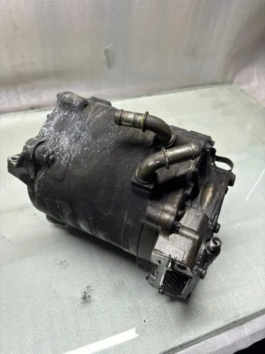 Motor da bomba lavador Volvo OEM 32257268 1.5L image 3