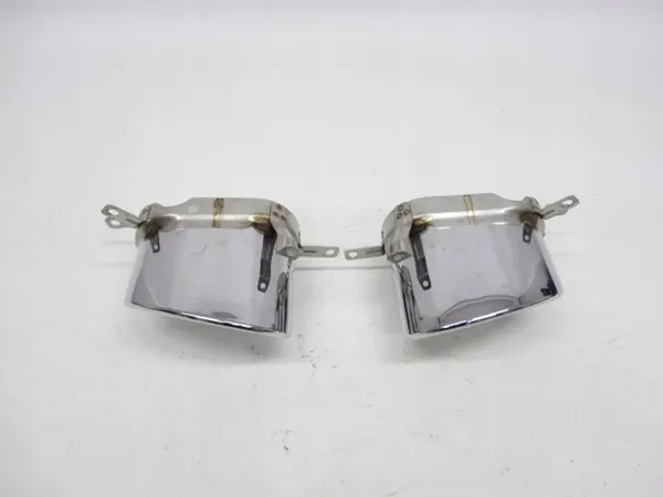 Audi RS6 C7 Uitlaatpunten OEM 4G9253824/4G9253823 image 3
