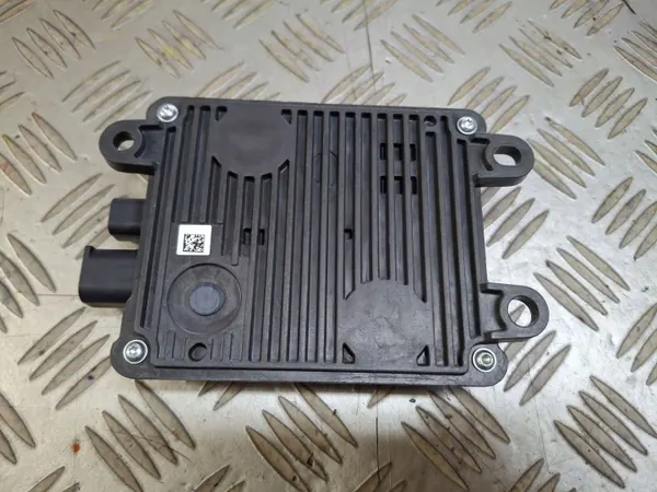 Mercedes Distronic Radarsensor OEM A0009002348 image 3