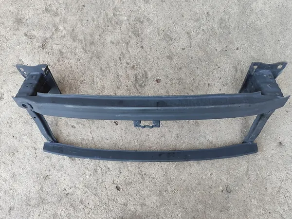 Etupuskuri vahvistus SEAT LEON III 5F0807109A image 4