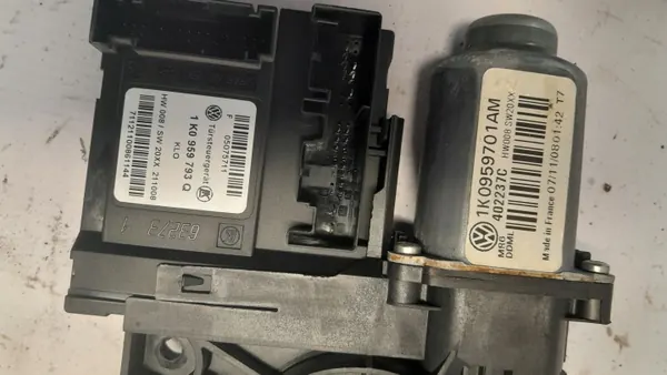 VW Golf VI raamregelaar links voor OEM 1K0959793Q image 3
