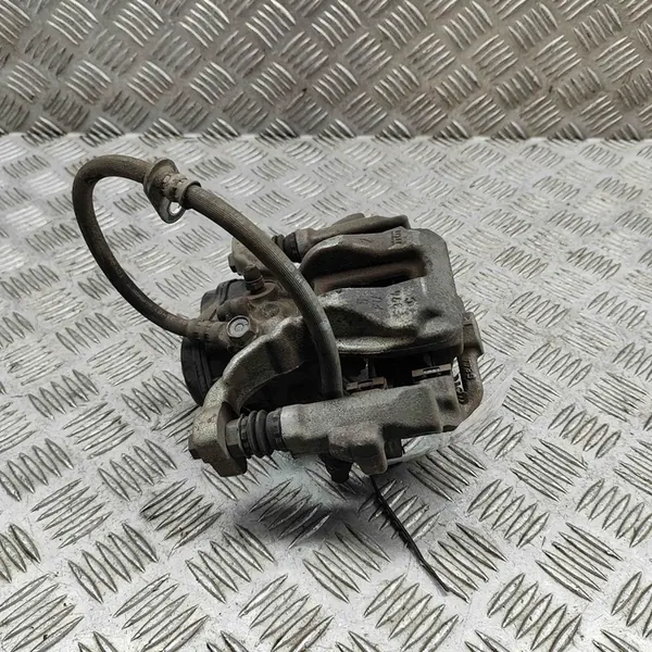 Toyota Corolla E210 E21 2023 Oikea Takajarrusatula image 4