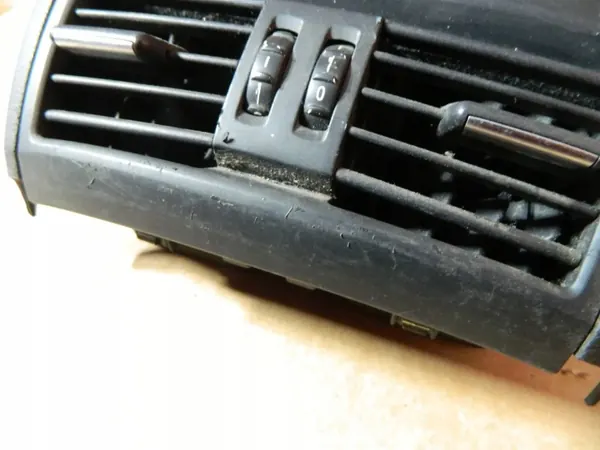 BMW F10 F11 Taka-keskikansi OEM 9206664 image 5