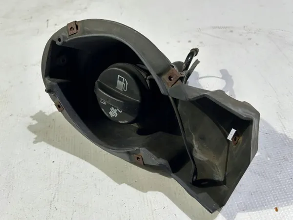 Tapa de trampilla de combustible OEM 10401497 Chevrolet Corvette C5 image 8