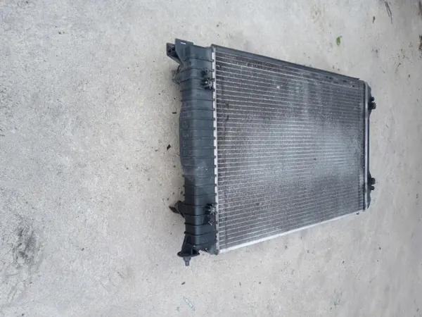 Refrigerador de agua Audi A4 B6 OEM 8E0121251 - Usado image 4