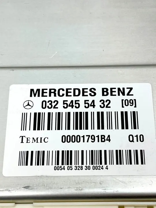 Unité de Contrôle Suspension Pneumatique MERCEDES-Benz A0325 image 10