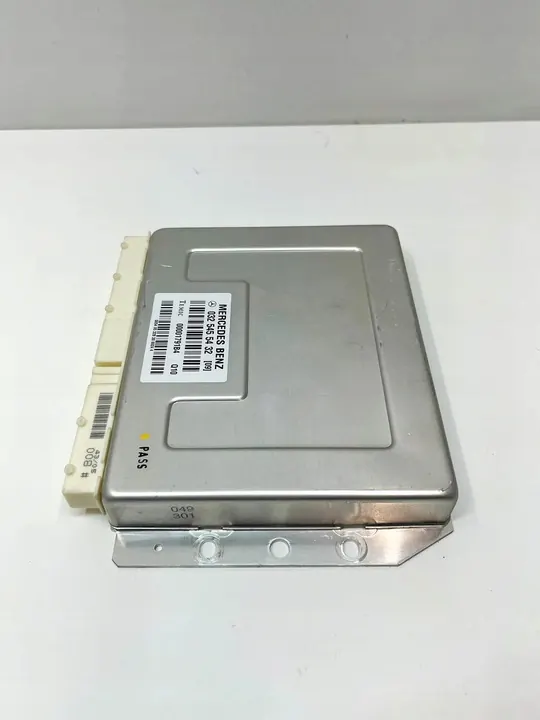 Unité de Contrôle Suspension Pneumatique MERCEDES-Benz A0325 image 4