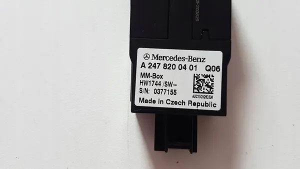 Tomada AUX Mercedes-Benz OEM A2478200401 - Usado image 6