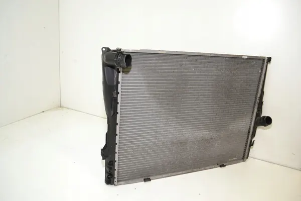 BMW E87 E90 Vesi AC Jäähdytin 9229022 image 2