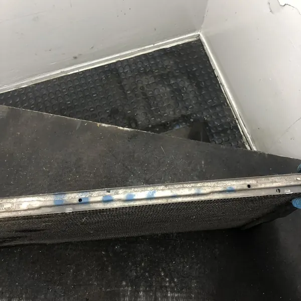 Intercooler Radiador VOLVO XC90 I 2004 2.4L Diesel image 3