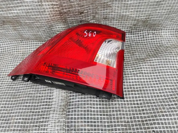 Volvo S60 II LIFT 13-18 Luz Trasera Izquierda 31395930 image 4