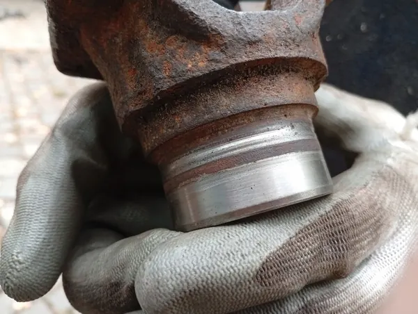 Jeep Grand Cherokee WJ - Rear Differential Flange image 2