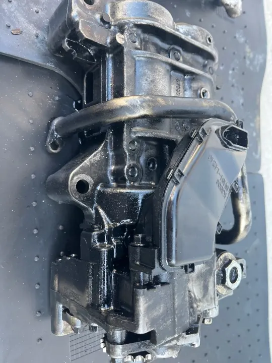 Mazda CX5 II 2.2 Diesel oliepomp OEM SH00017K0 image 2