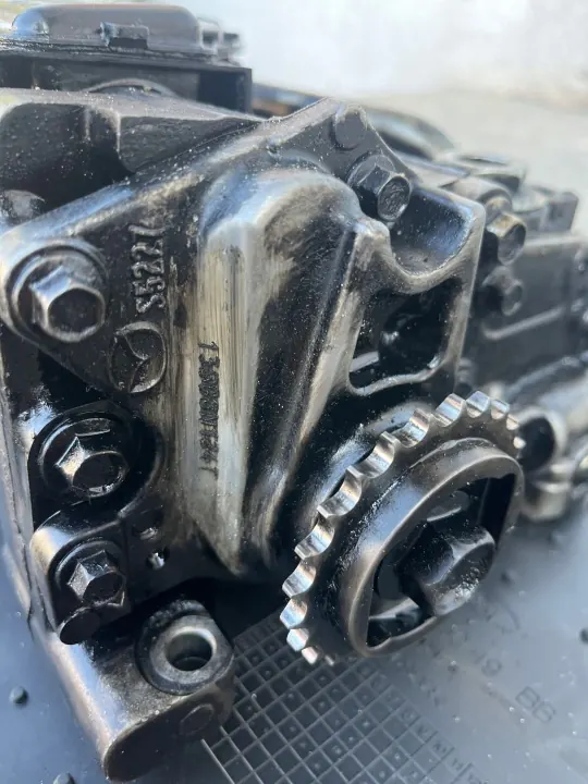 Mazda CX5 II 2.2 Diesel oliepomp OEM SH00017K0 image 3