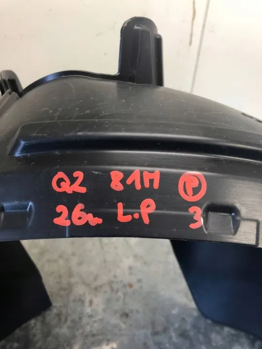 Framvänster hjulhus Audi Q2 OEM 81M821171BILI image 6