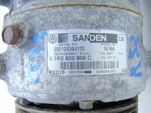 Audi RS3 8P TTRS AC-kompressori 2.5 TFSI 1K0820808C image 3