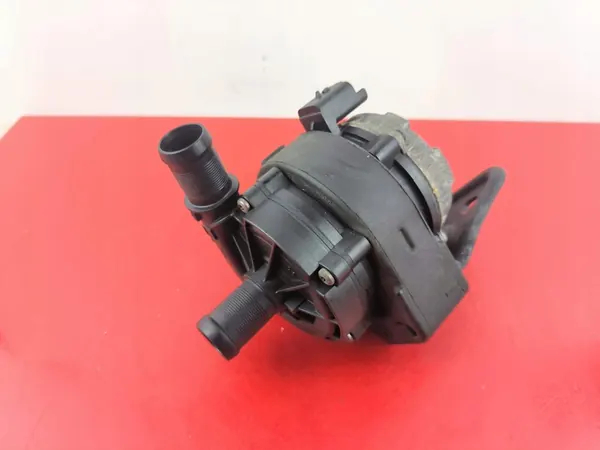 Vesipumppu RENAULT TRAFIC III VIVARO B 210100113R image 3