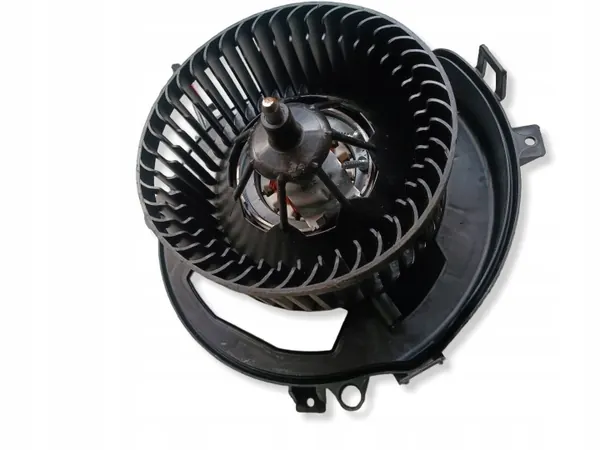 Audi A5 8T Fläktmotor OEM T69355C - Begagnad image 2
