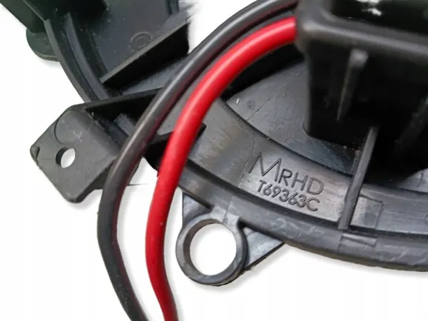 Audi A5 8T Fläktmotor OEM T69355C - Begagnad image 3