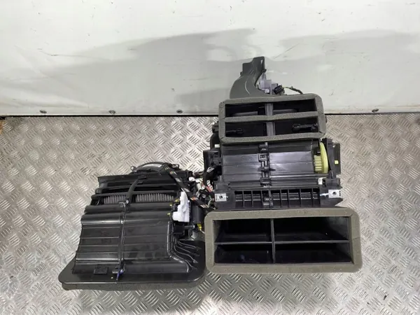Núcleo Calefactor Jeep Compass OEM FBZ19972 - Usado image 4