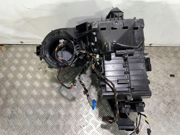Núcleo Calefactor Jeep Compass OEM FBZ19972 - Usado image 7
