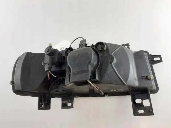 Refletor esquerdo Nissan Interstar 2002 7700352103F image 2