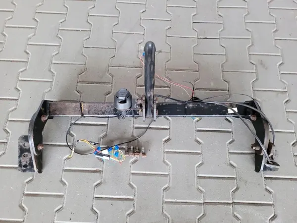 OEM HAK HOLOWNICZY KOMPLETNY Trekhaak Ssangyong Korando III image 5