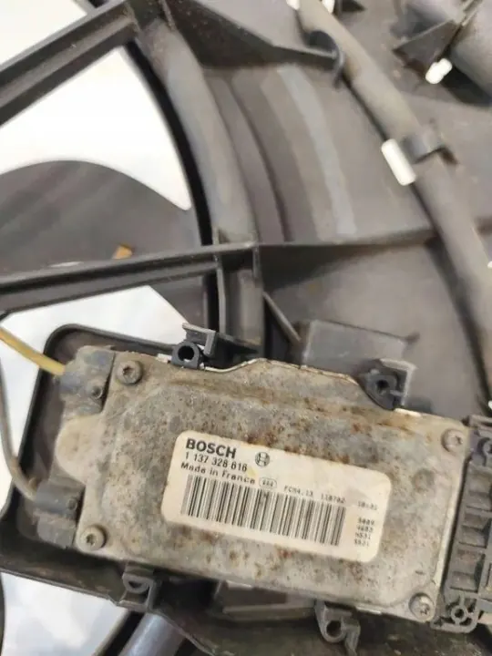 VW CADDY IV Voorriem OEM 3135103803 - Gebruikt image 3