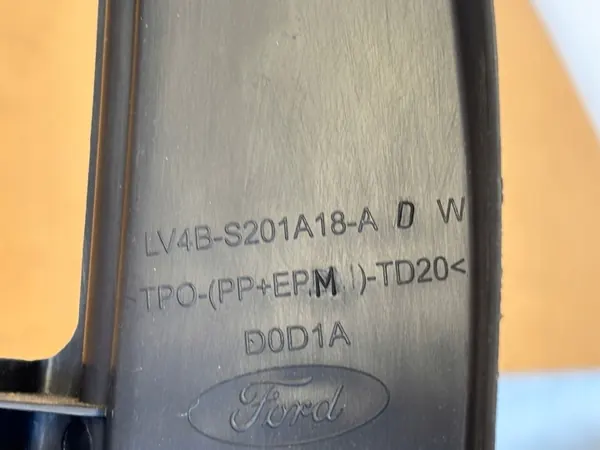 Marco de Puerta Delantera Derecho OEM LV4B-S201A18 Ford Kuga image 5