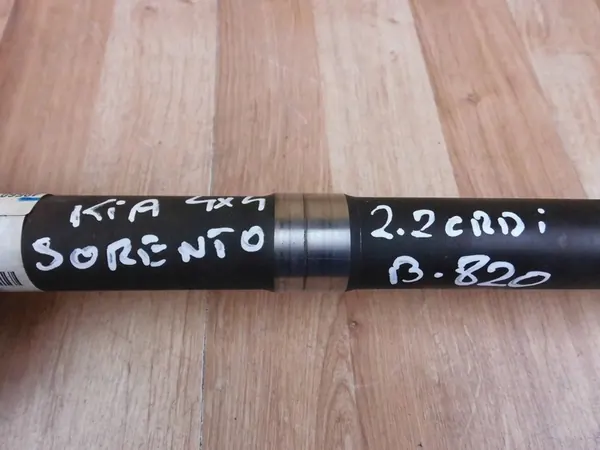 KIA Sorento III 2017 2.2 Diesel Främre högra halvmuff OEM image 3