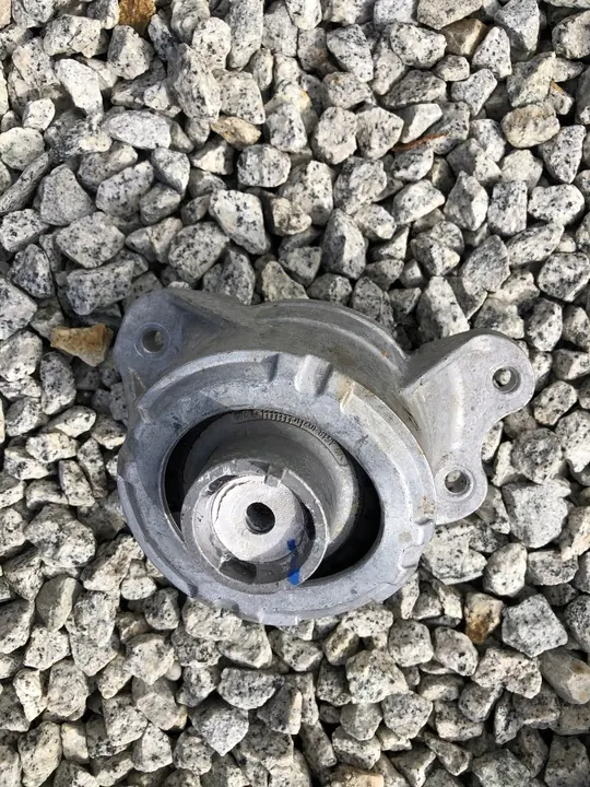 MERCEDES GLC 253 Soporte Motor 2.0 A2132403900 image 2