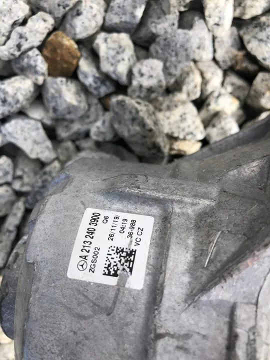 MERCEDES GLC 253 Soporte Motor 2.0 A2132403900 image 3