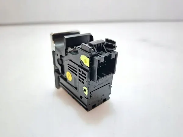 Handbremsknopf Volkswagen Tiguan 2017 Auto Hold 5NA927225 image 4