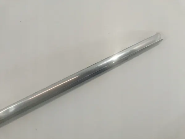 Ford Ecosport fram vänster coupé-glaslist OEM GN15N20563AF image 4