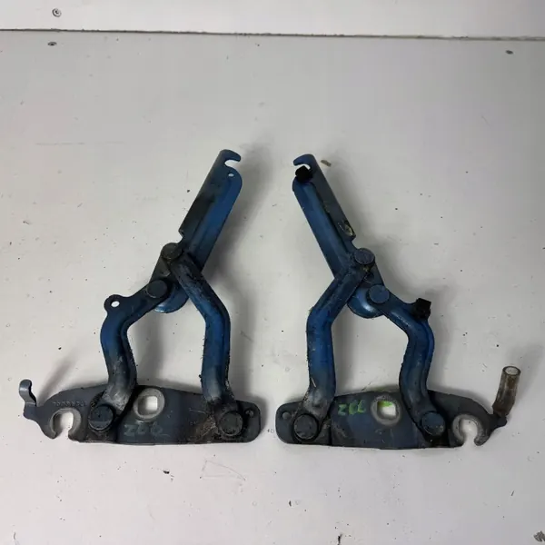 Paire de charnières de capot Ford Fiesta MK7 OEM JPFF8A6116800AD image 2