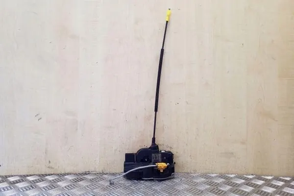 Hintere rechte Türschloss OPEL ASTRA J GTC 13579556 image 3