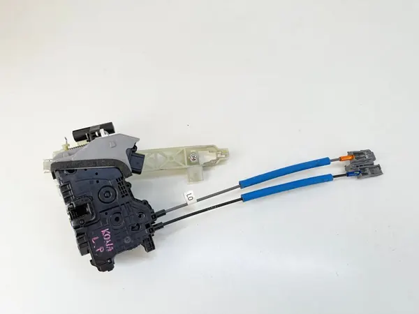 Dörrlås fram vänster Hyundai Kona I 2017-2022 OEM 81310-J9000 image 5