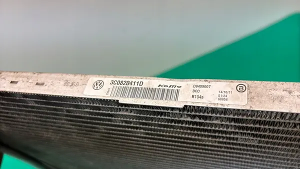 Ilmastointikondensaattori VW Passat B6 B7 CC 3C0820411D image 4