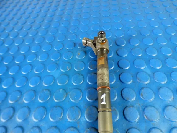 Inyector de combustible Opel Astra K V 1.5 CRDI Lift OEM 55490361 image 4