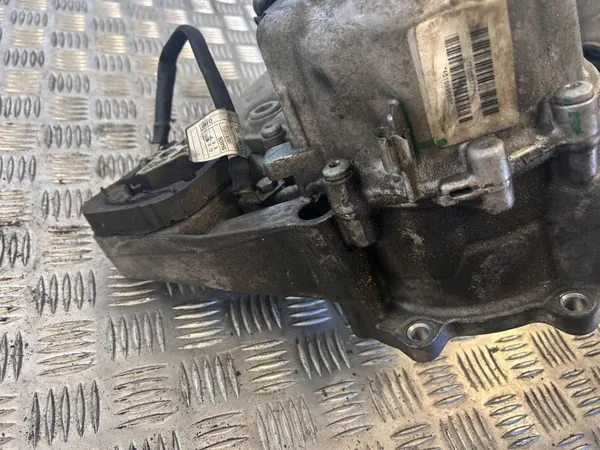 Caja de transferencia BMW X5 F15 OEM 7505377 - Usado image 7